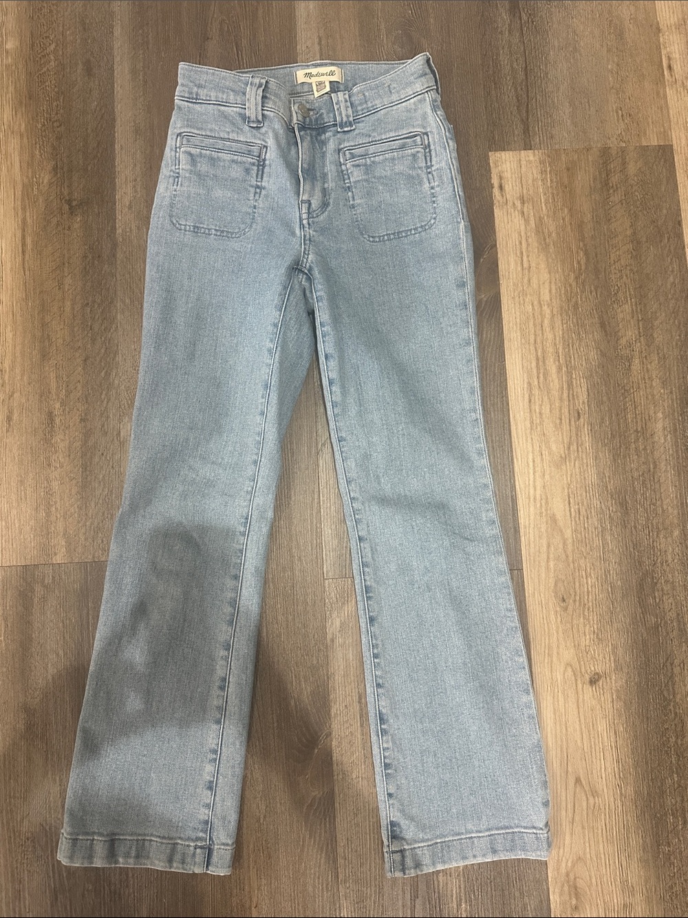 Madewell Mid-Rise Kick Out Jeans